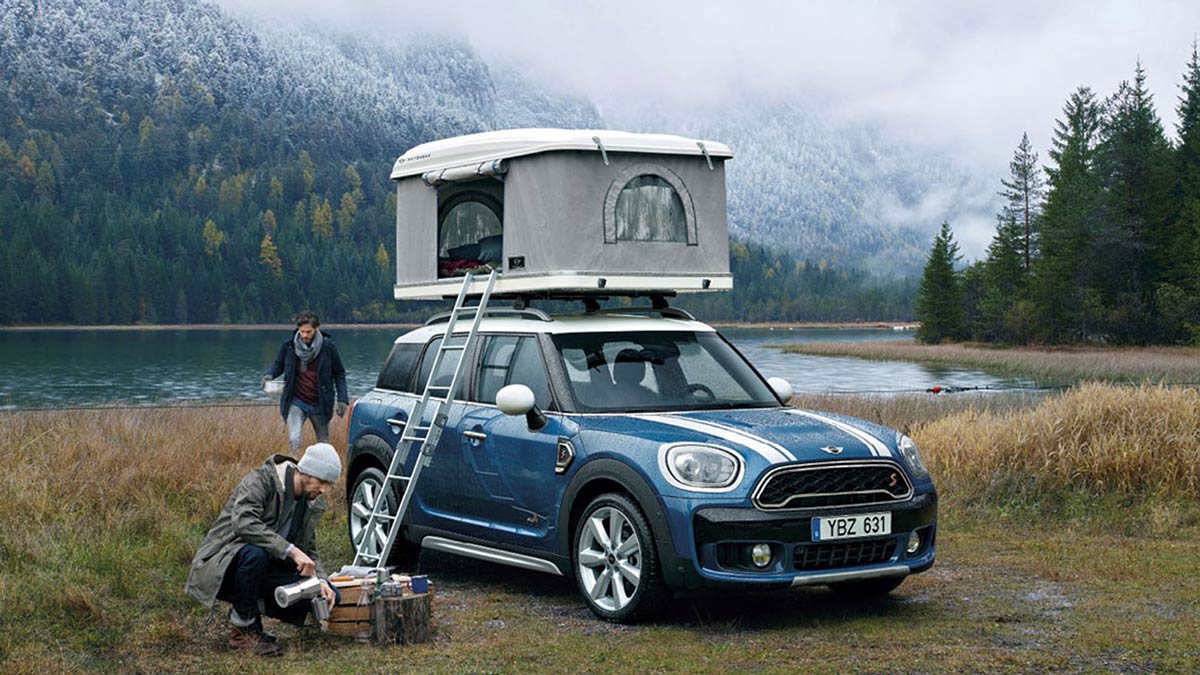 AUTOHOME社製ルーフテント取り付け活用写真例1